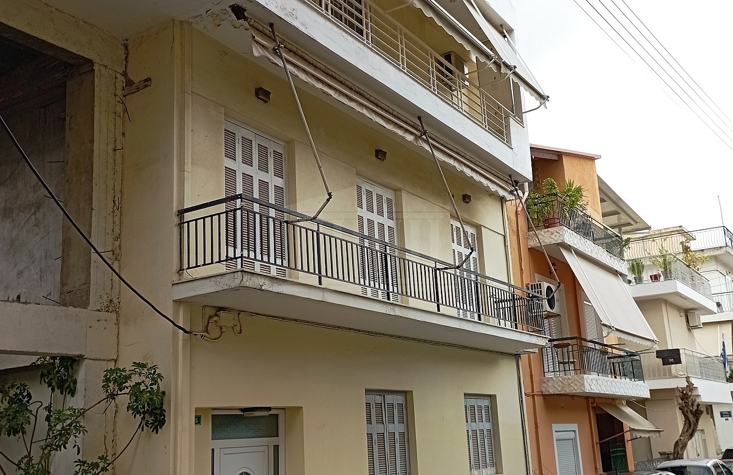 Apartment in Petroupoli